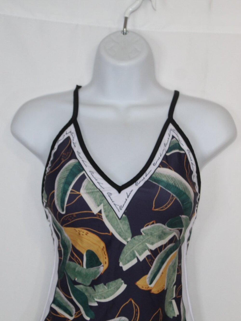 Visual Mood one piece Emma reversible tie shoulder one piece swimsuit size S - Picture 6 of 16